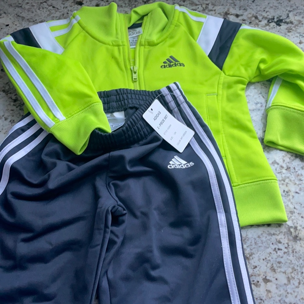 ⚡️Adidas track suit 12 months⚡️